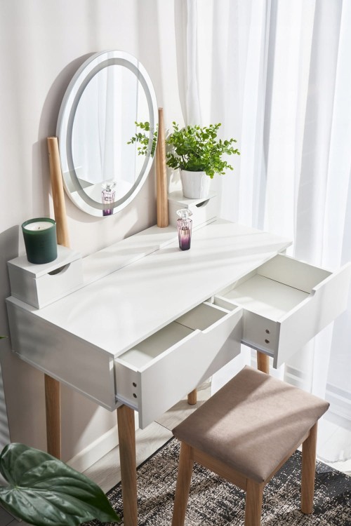 TOALETKA-z-lustrem-LED-kosmetyczna-skandynawska-Kod-producenta-5900410920439.jpg